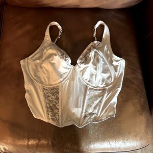 Size M Corset Bra (Gilly Hicks)